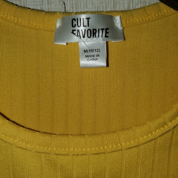 Girls cap sleeve yellow ribbed t-shirt "Honey" embroidered on the front - Picture 3 of 5